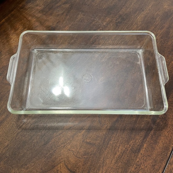 Vintage PYREX 232 Clear Glass Casserole / Baking‎ Dish – 2 Qt – Made in USA - Picture 1 of 6